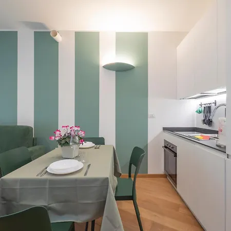 Youhosty - Palazzo Crovato 3a Apartment *